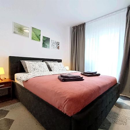 Mid-Term Rental Racadau Apartment Braşov Eksteriør billede