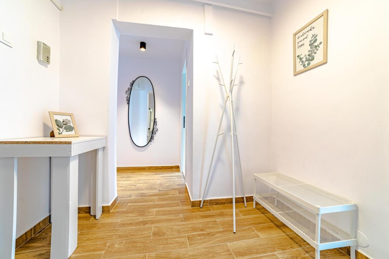 Mid-Term Rental Racadau Apartment Braşov Eksteriør billede