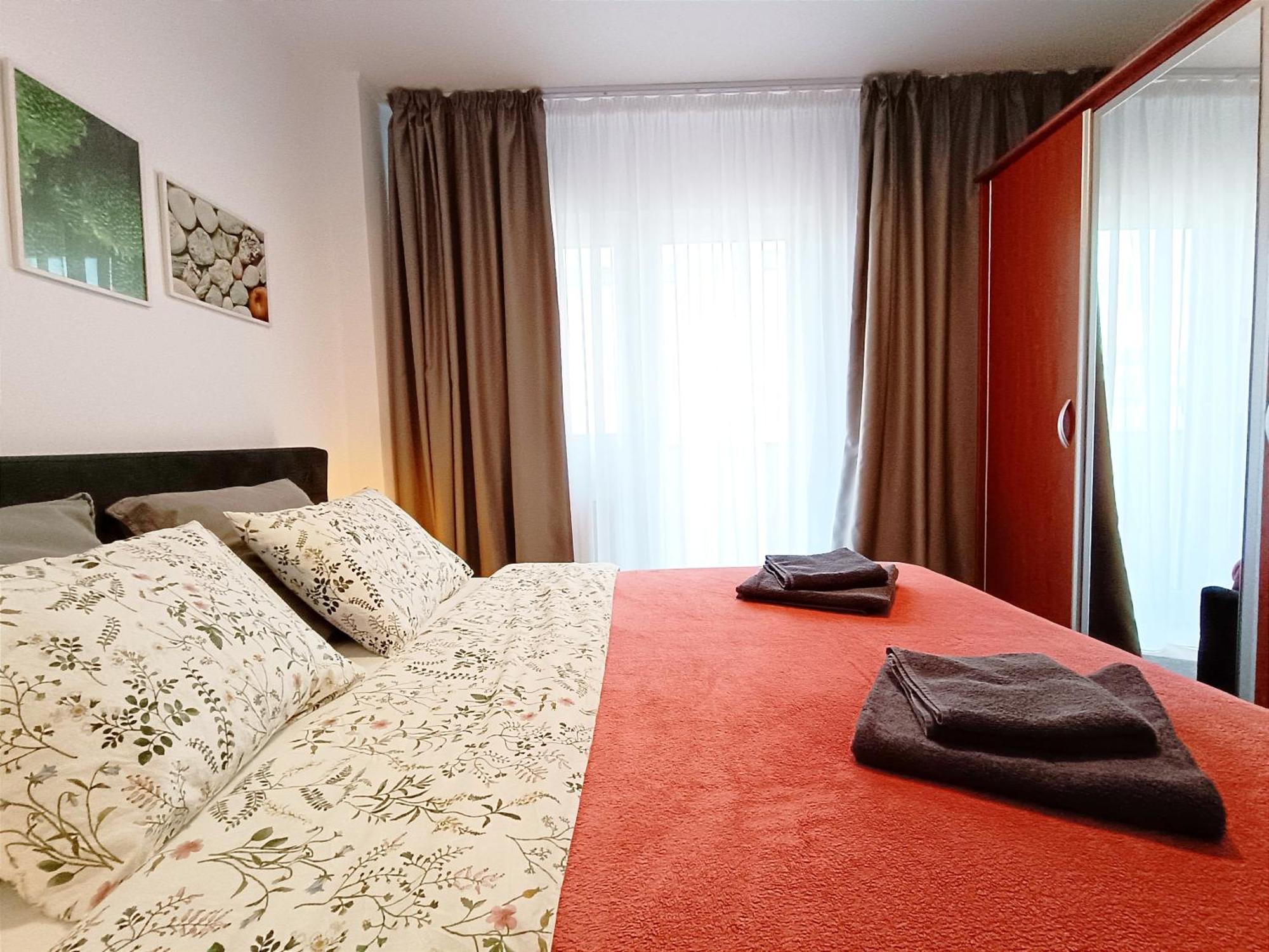 Mid-Term Rental Racadau Apartment Braşov Eksteriør billede